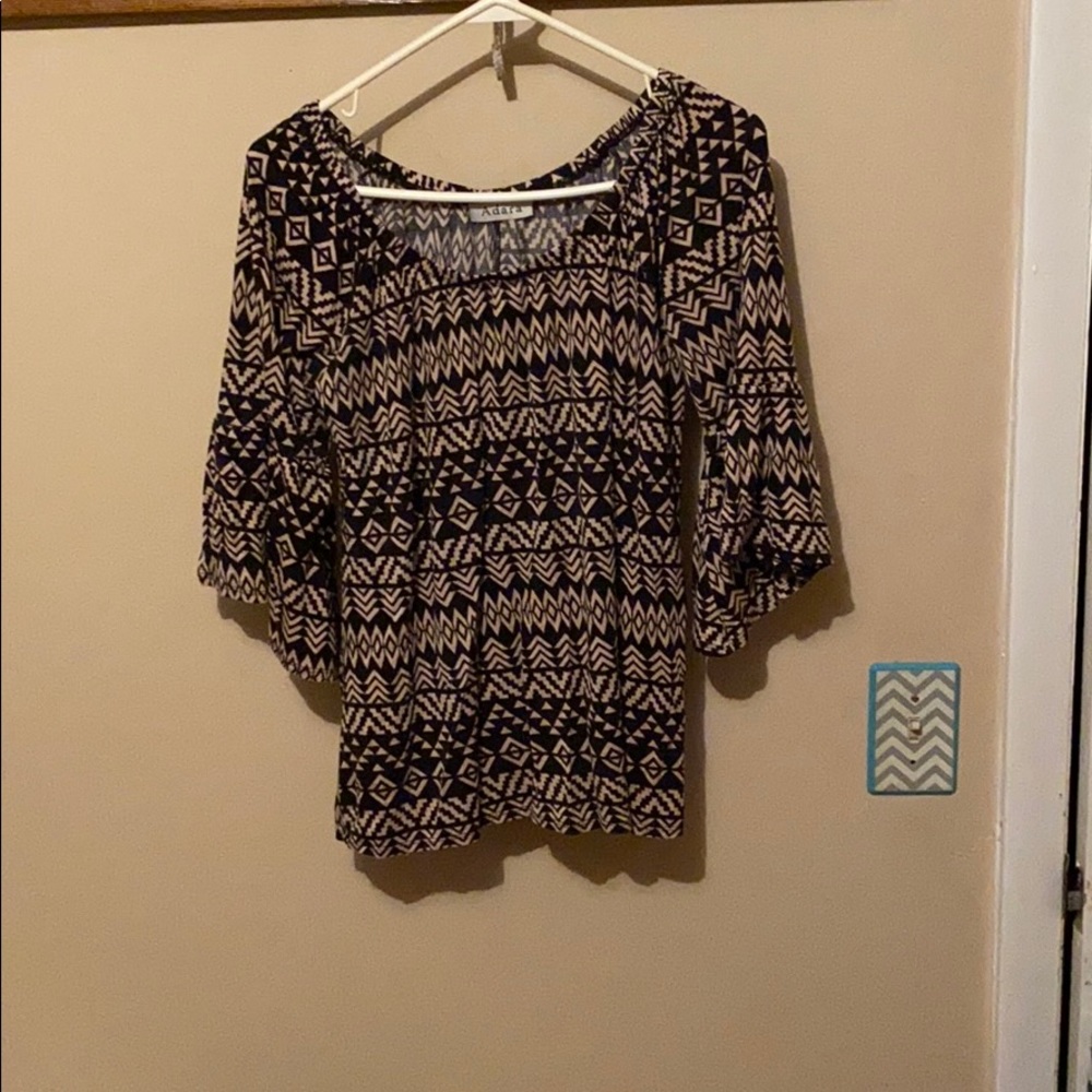 Patterned top